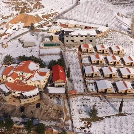 איפראן Auberge Tourtite מראה חיצוני תמונה