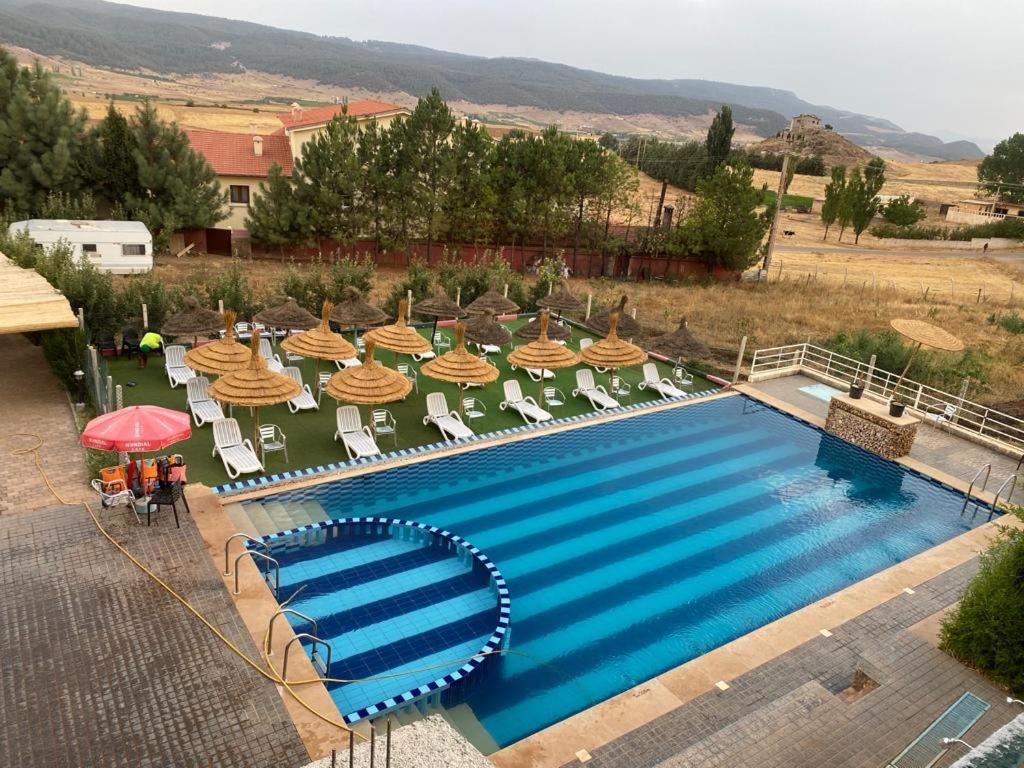איפראן Auberge Tourtite מראה חיצוני תמונה