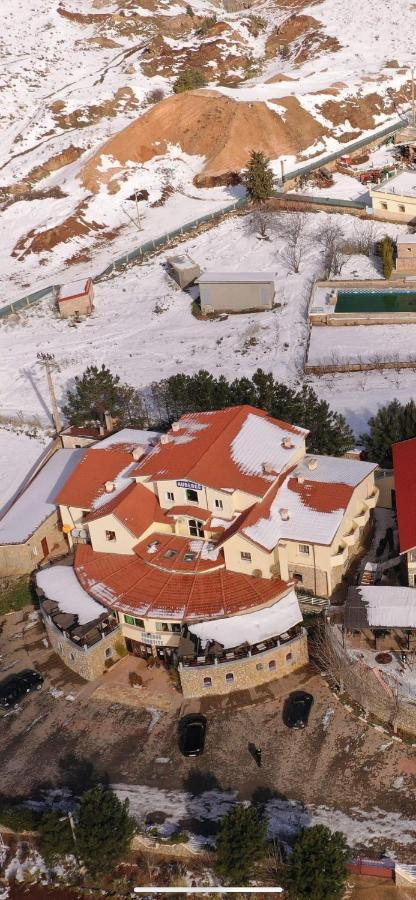איפראן Auberge Tourtite מראה חיצוני תמונה